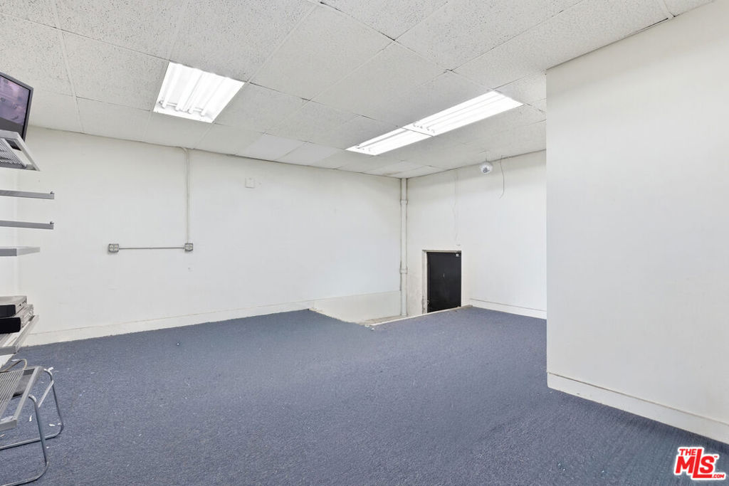 6670 Hollywood Boulevard Property Photo 8