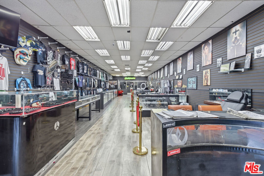 6670 Hollywood Boulevard Property Photo 14