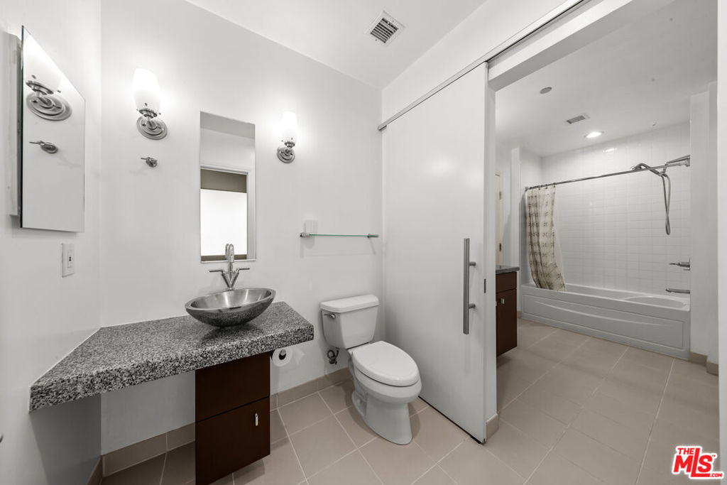 1100 Wilshire Boulevard 2411 Property Photo 17