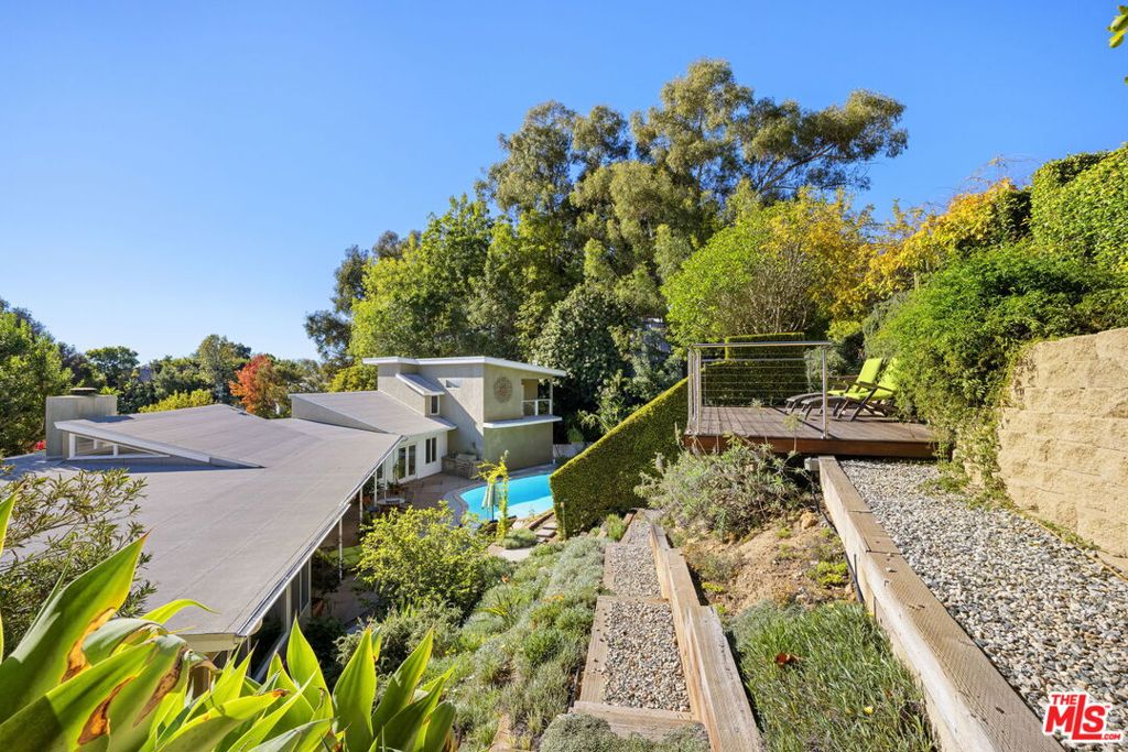 11215 W Sunset Boulevard Property Photo 60