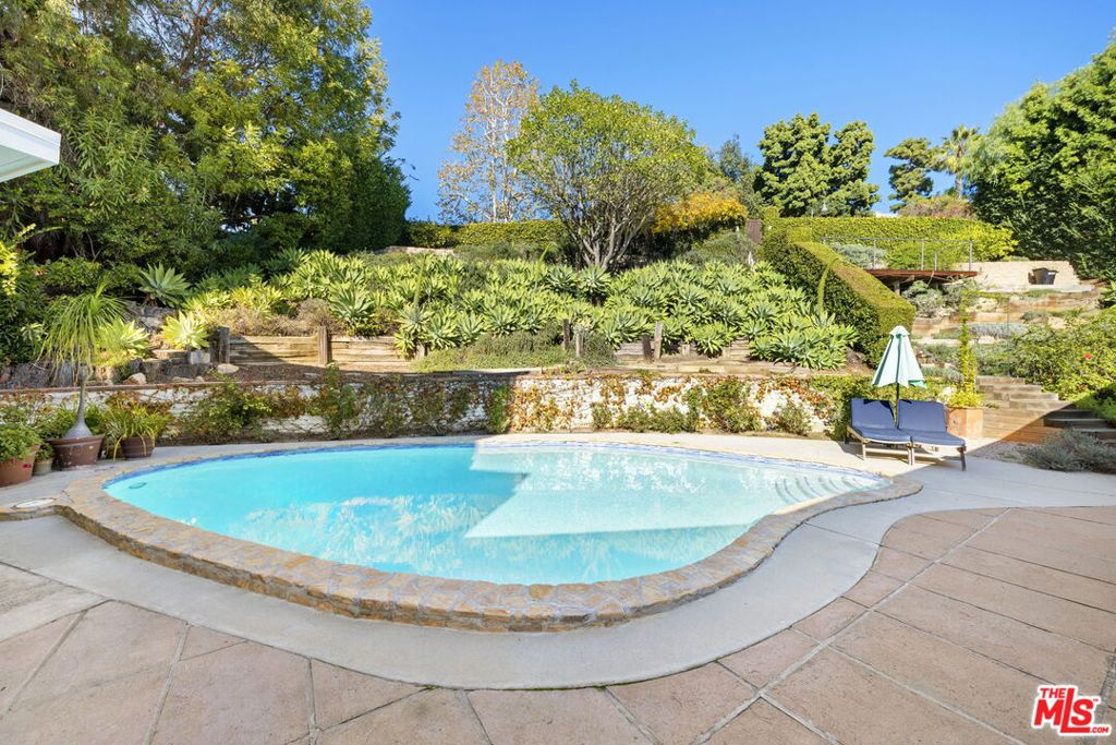 11215 W Sunset Boulevard Property Photo 63