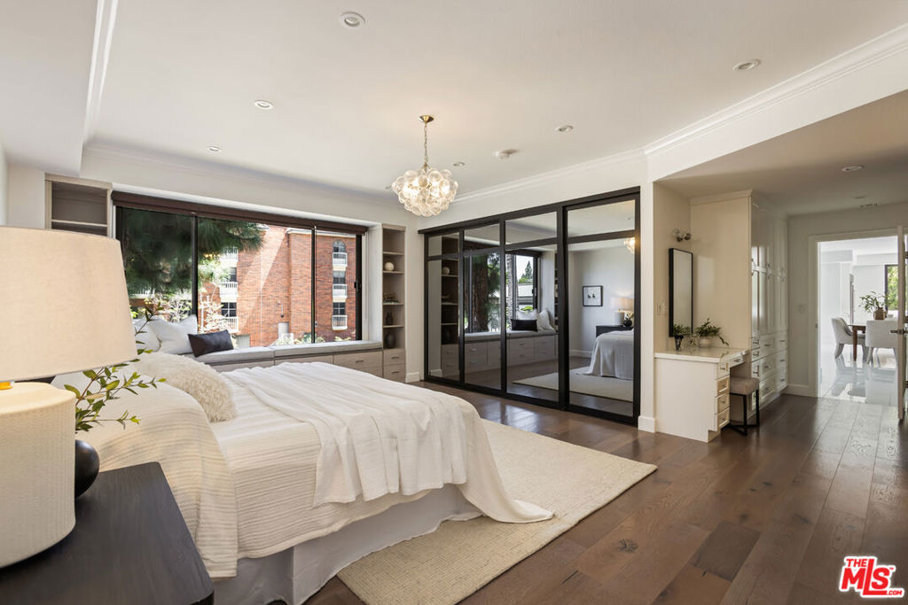 4460 Wilshire Boulevard 207 Property Photo 41