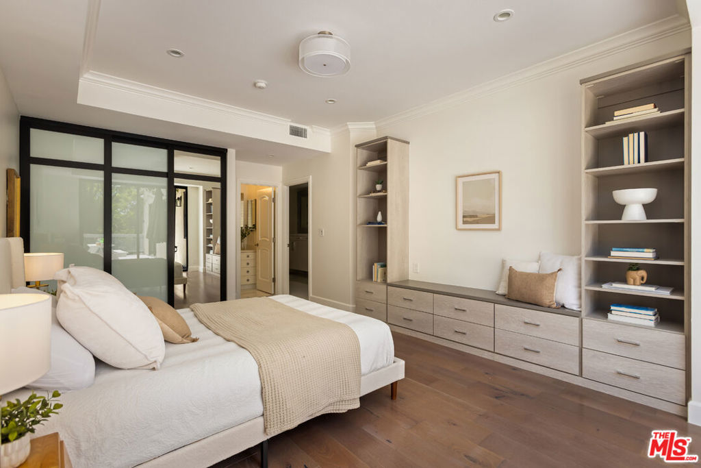 4460 Wilshire Boulevard 207 Property Photo 54