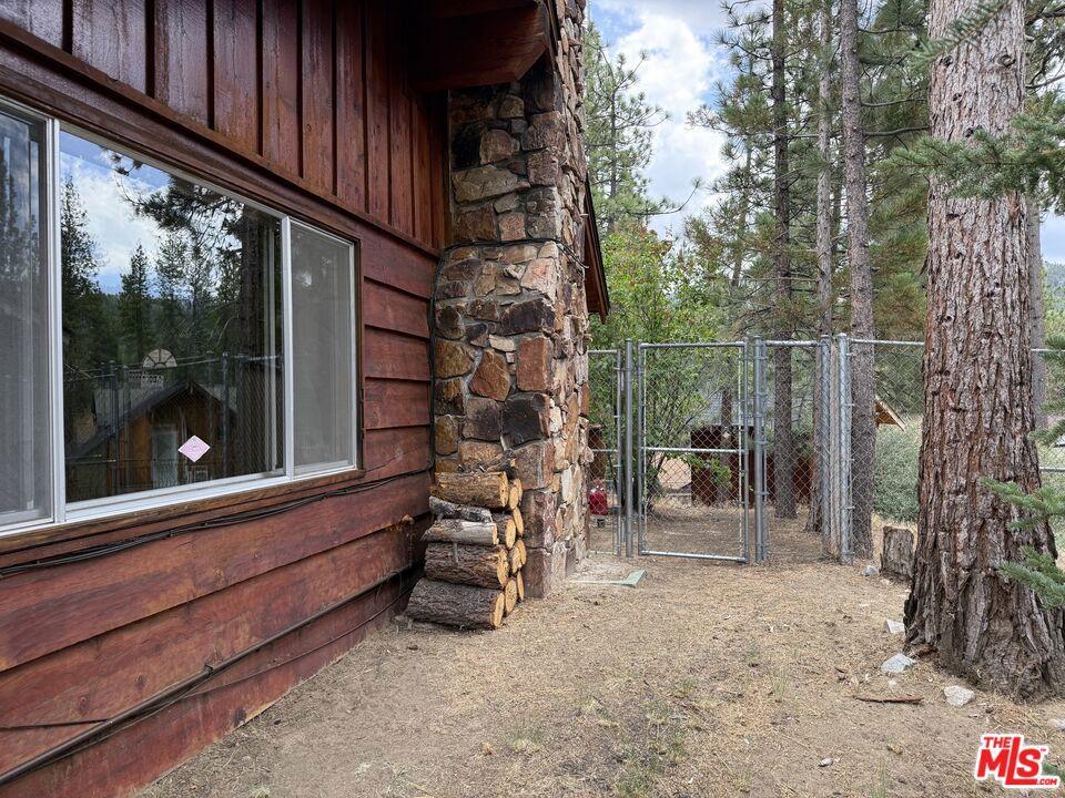 42995 Sunset Drive Property Photo 20