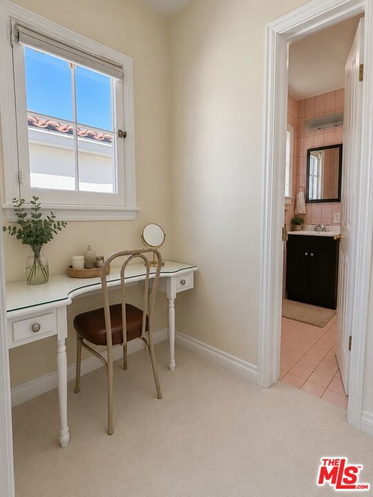 414 N Las Palmas Avenue Property Photo 30