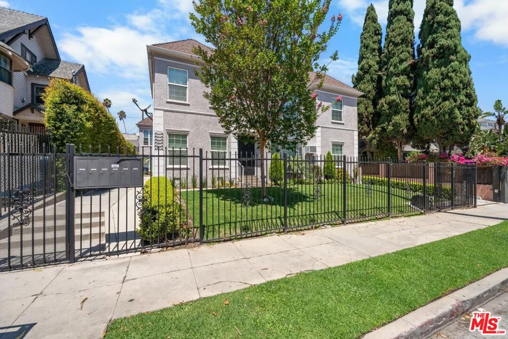 1223 1/2 4th Avenue #2 Property Photo 12