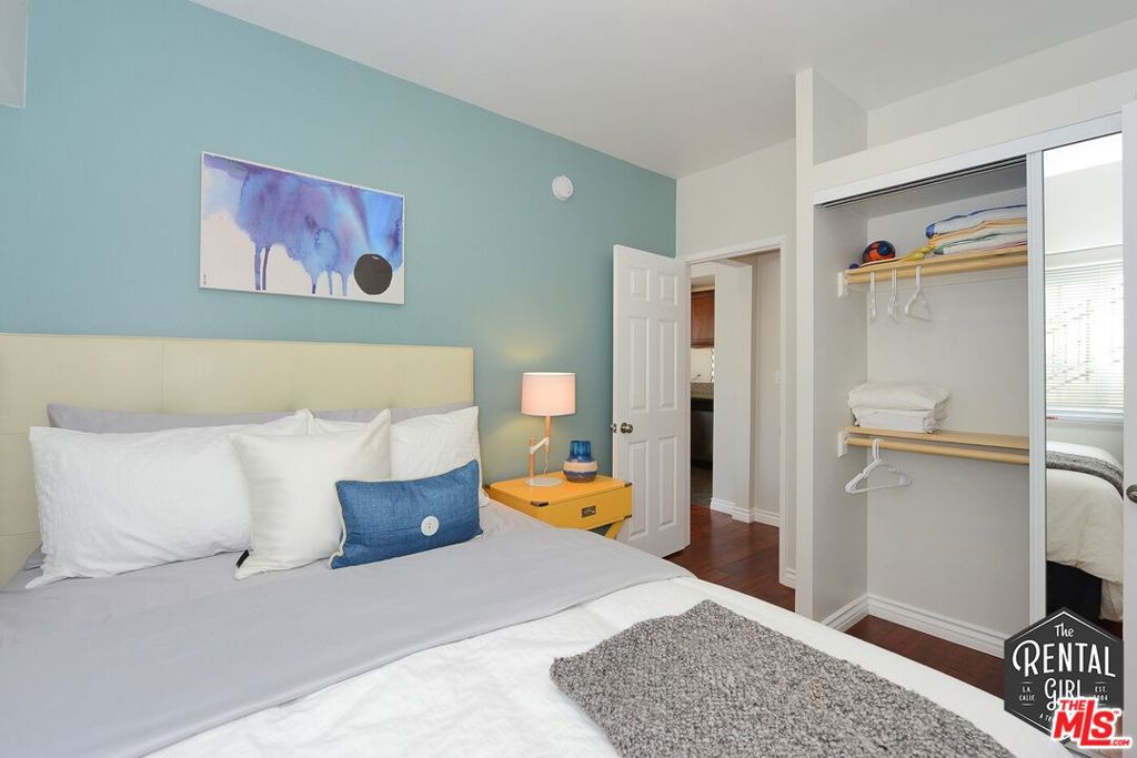 2400 Pacific Avenue 6 Property Photo 11
