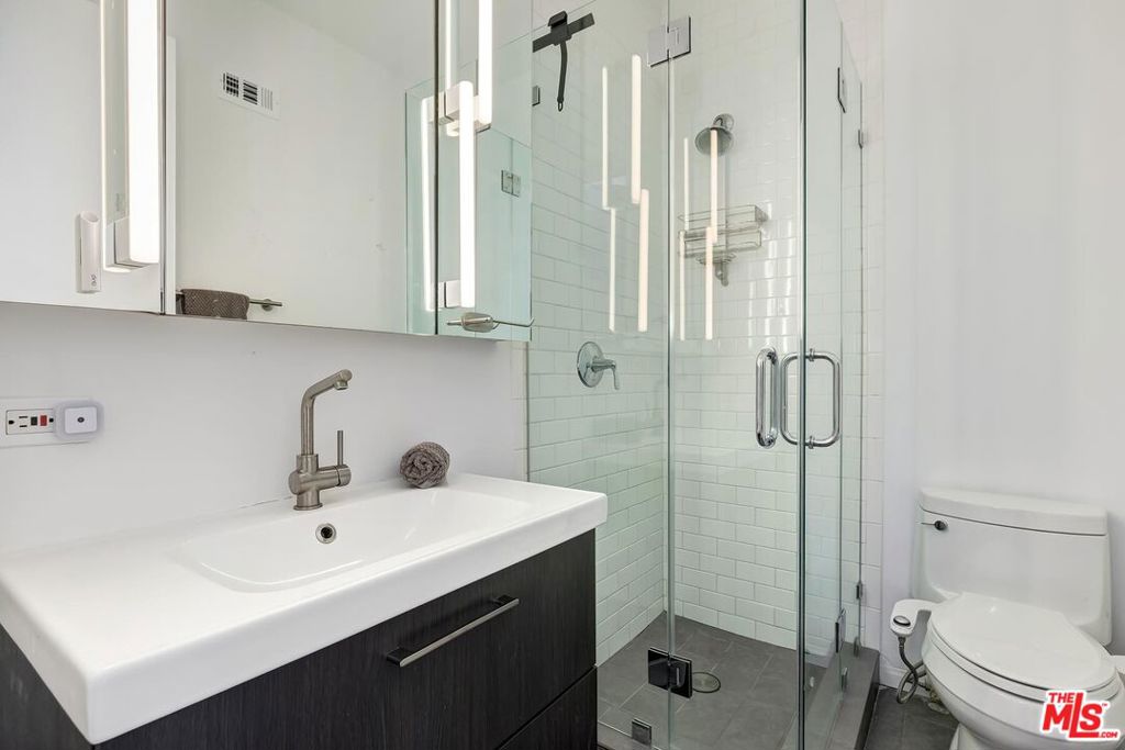 9921 Durant Drive 2 Property Photo 30