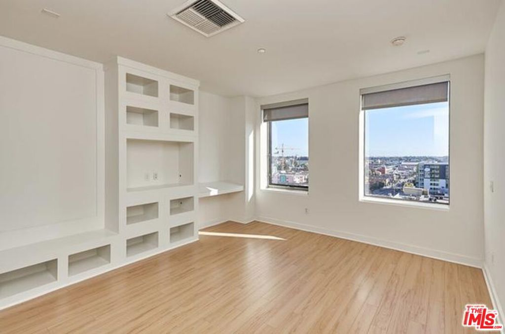 3810 Wilshire Boulevard 809 Property Photo 9