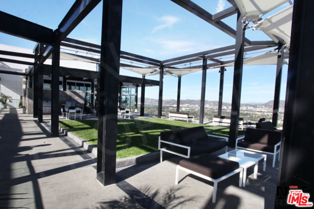 3810 Wilshire Boulevard 809 Property Photo 14