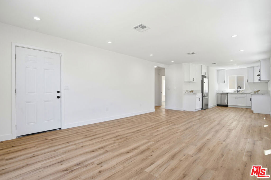 6006 2nd Avenue Property Photo 5