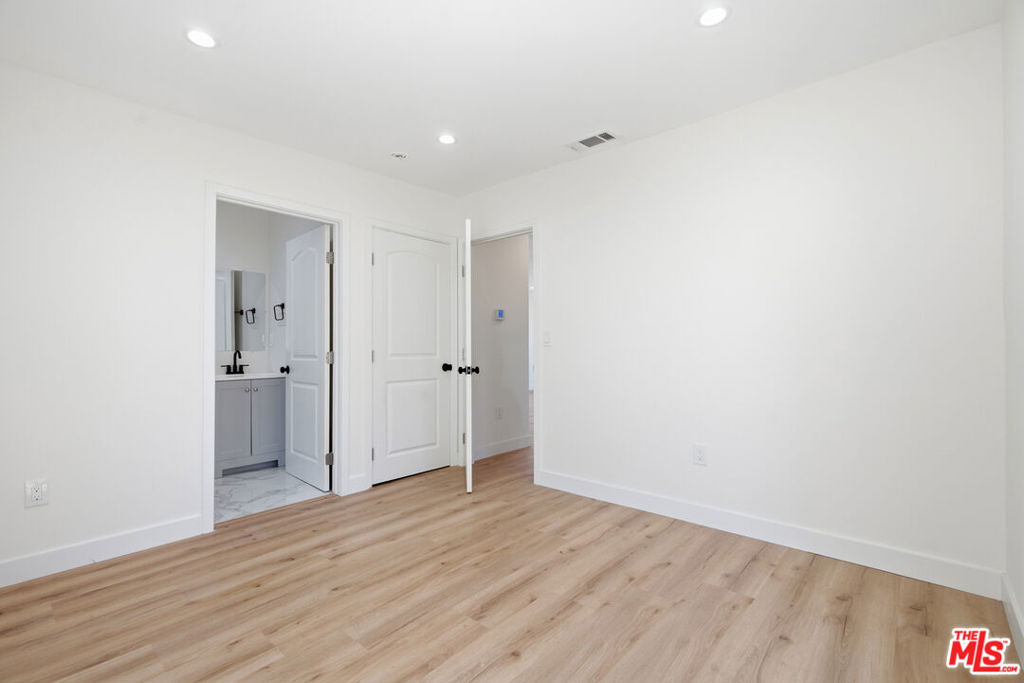 6006 2nd Avenue Property Photo 17
