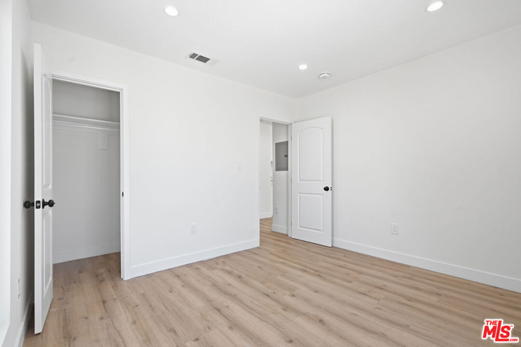 6006 2nd Avenue Property Photo 20