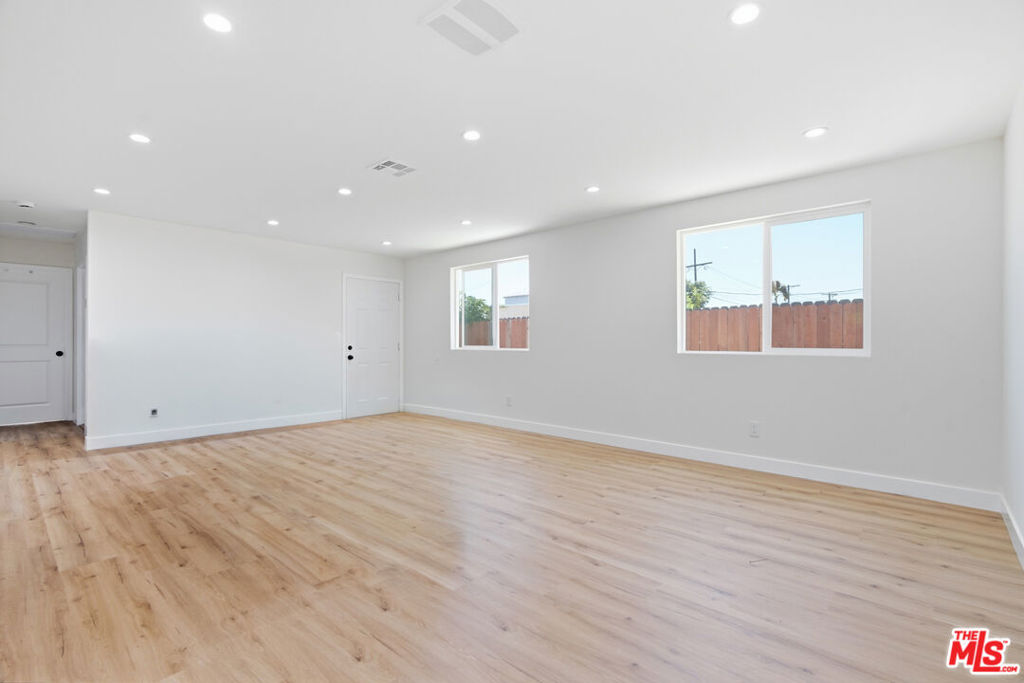 6006 2nd Avenue Property Photo 25