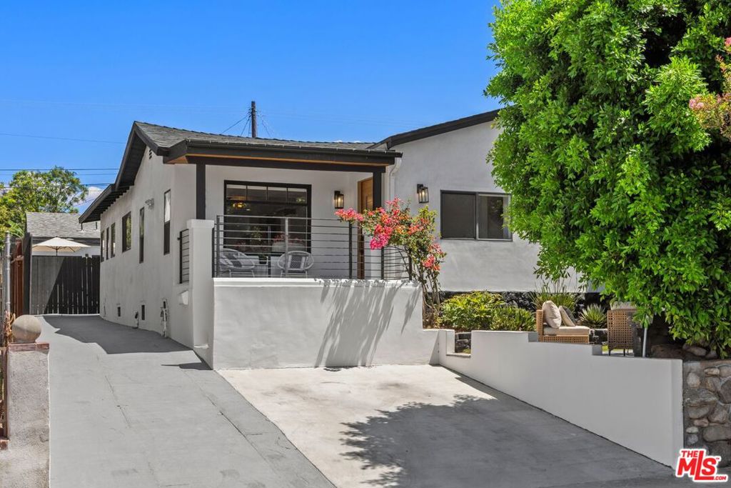 5403 Stratford Road Property Photo