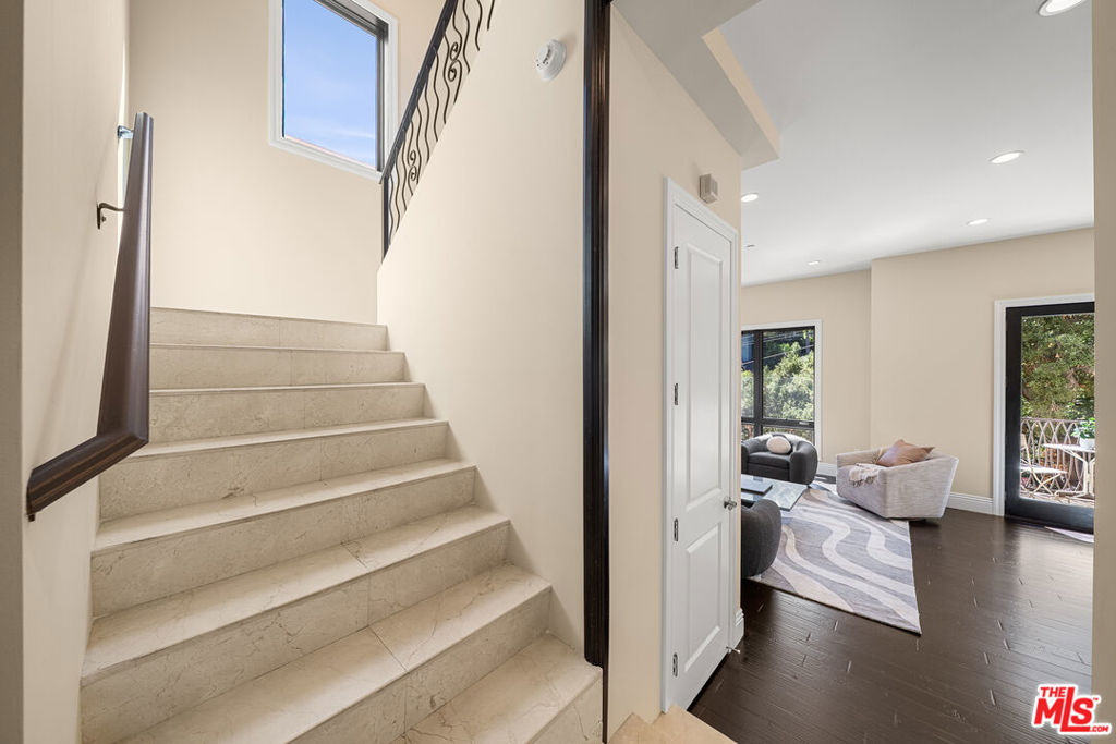 6477 Deep Dell Pl Property Photo 15
