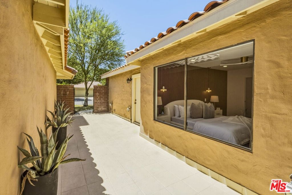 320 S Sierra Madre Property Photo 53