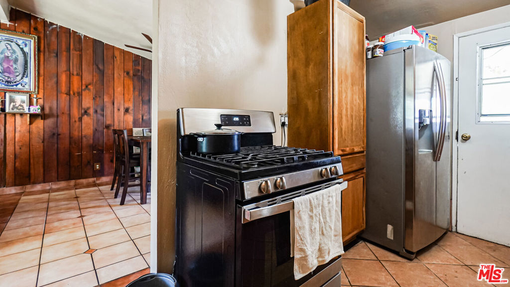 19037 Wellhaven Street Property Photo 10