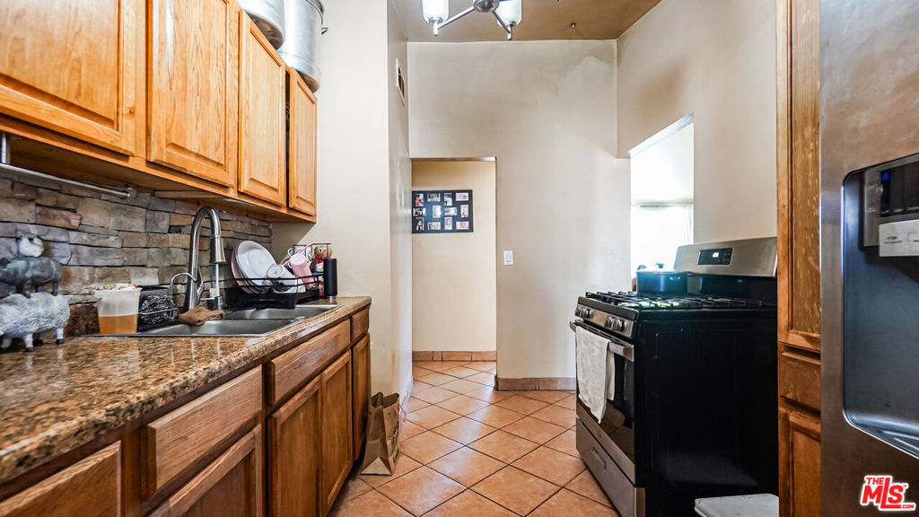 19037 Wellhaven Street Property Photo 12
