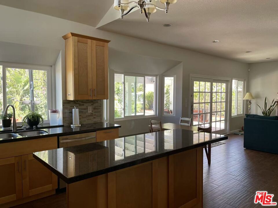 28735 Citrus Place Property Photo 24