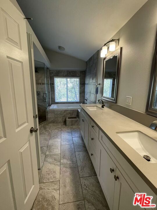 28735 Citrus Place Property Photo 35