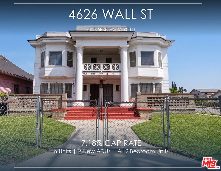 4626 Wall Street Property Photo 1