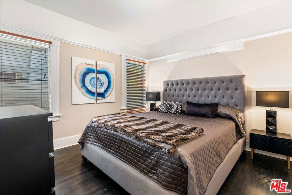 607 N Gramercy Place Property Photo 16