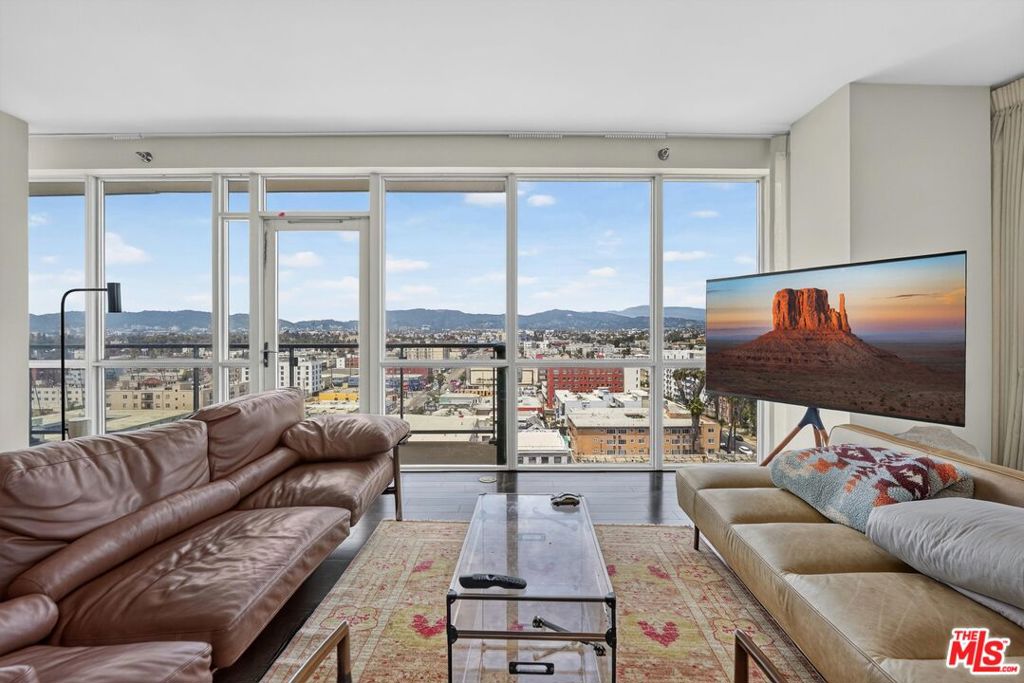 3785 Wilshire Boulevard 1212 Property Photo 4
