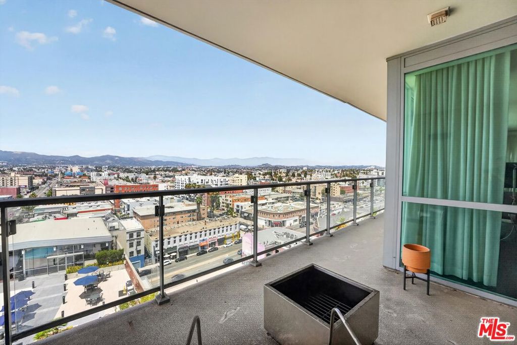 3785 Wilshire Boulevard 1212 Property Photo 14