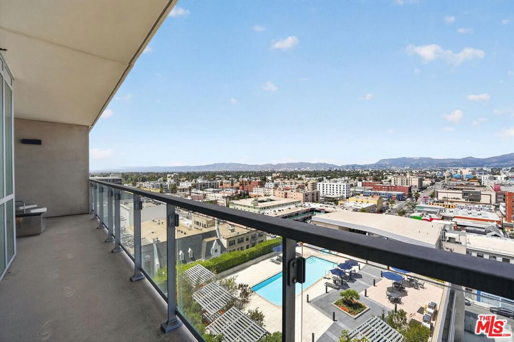 3785 Wilshire Boulevard 1212 Property Photo 15