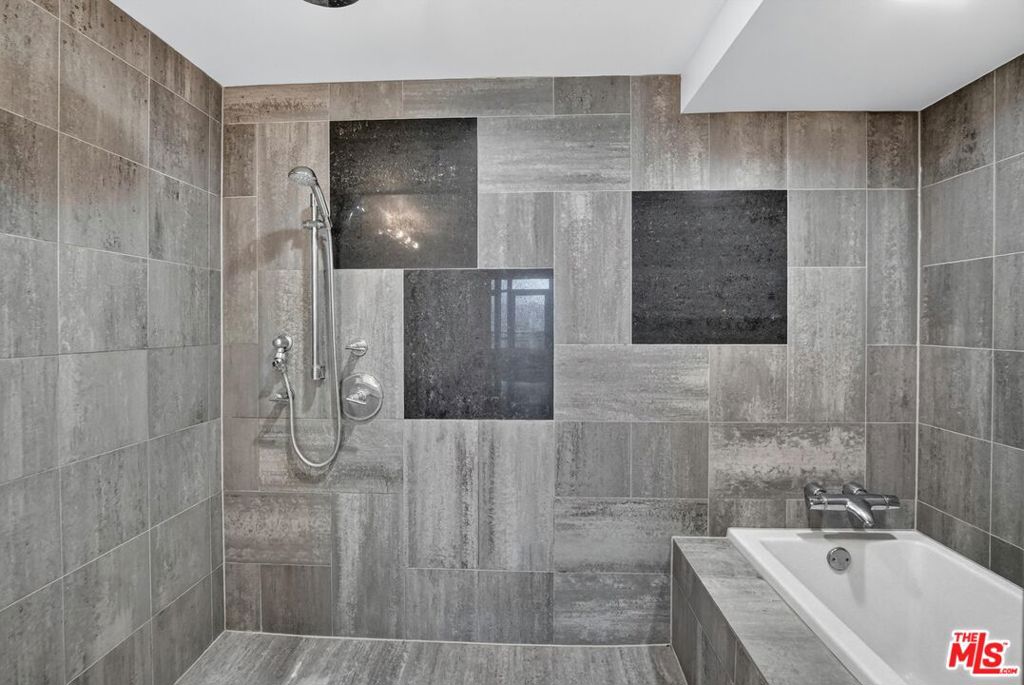 3785 Wilshire Boulevard 1212 Property Photo 19