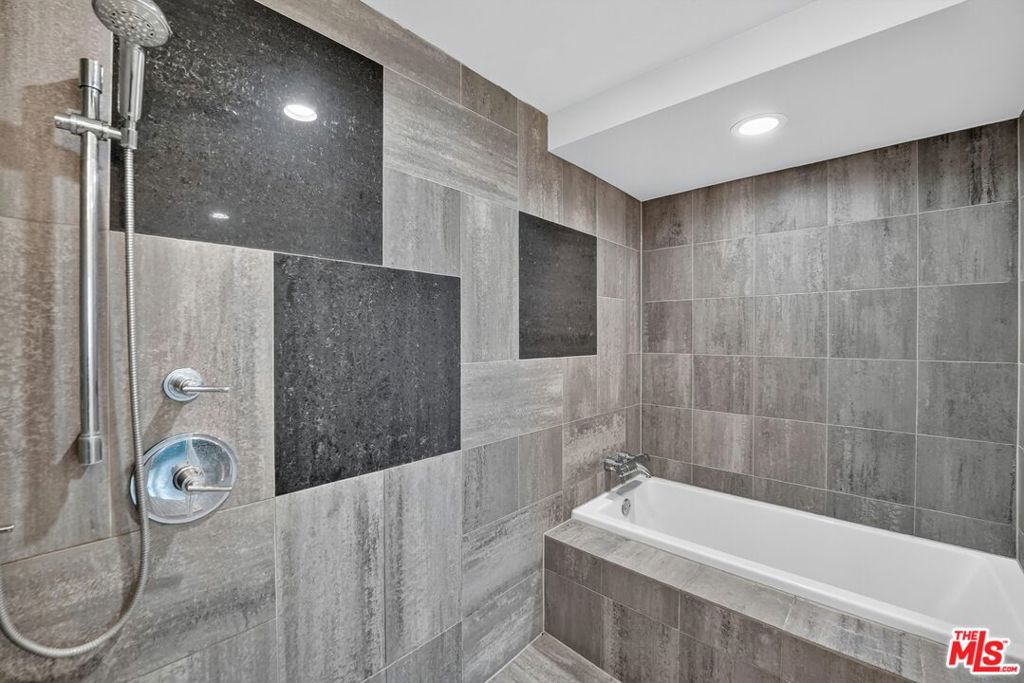 3785 Wilshire Boulevard 1212 Property Photo 20