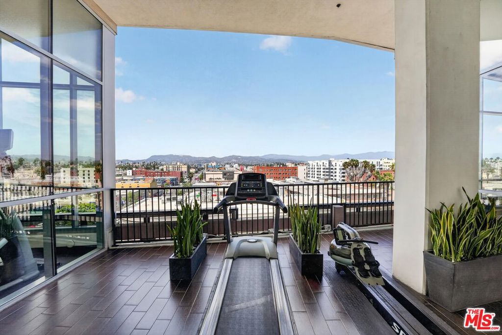3785 Wilshire Boulevard 1212 Property Photo 32