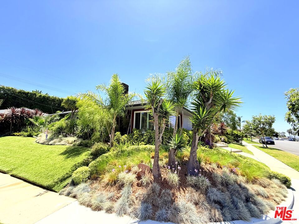 5500 Shenandoah Avenue Property Photo 4