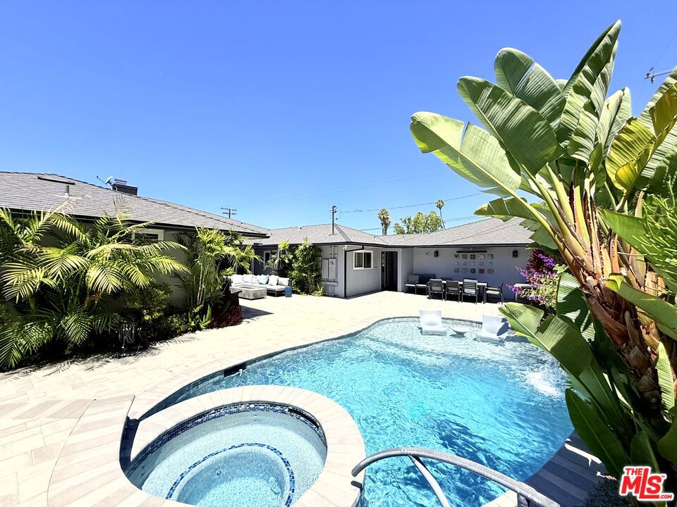 5500 Shenandoah Avenue Property Photo 5