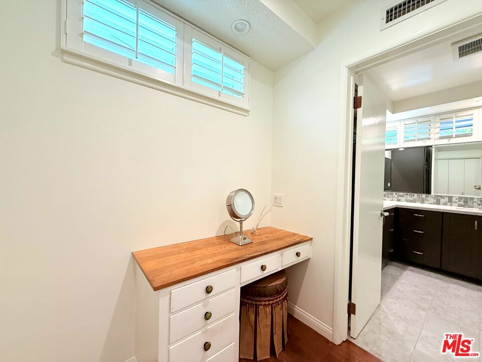 5500 Shenandoah Avenue Property Photo 22