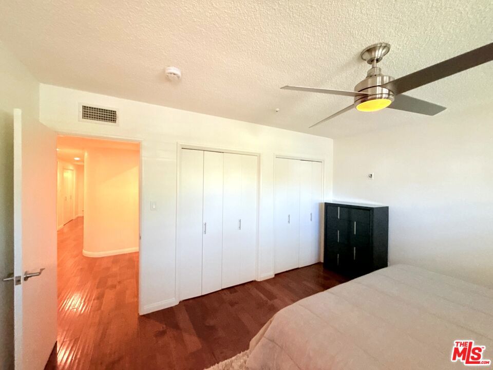 5500 Shenandoah Avenue Property Photo 28