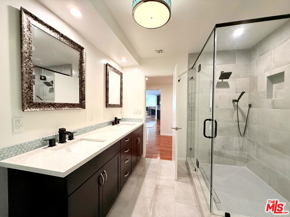 5500 Shenandoah Avenue Property Photo 30