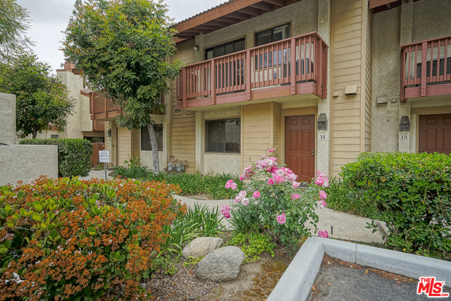 5760 Owensmouth Avenue 14 Property Photo 21