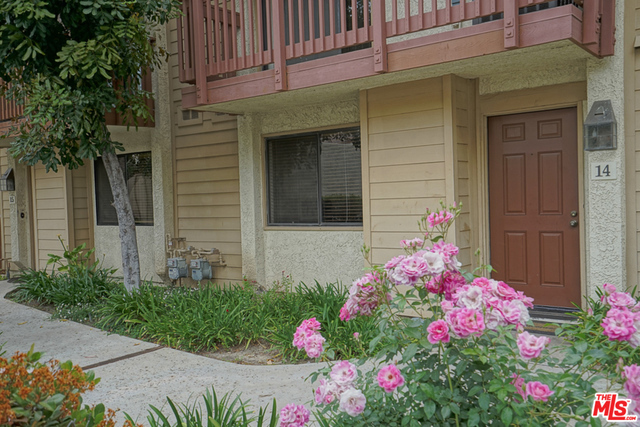 5760 Owensmouth Avenue 14 Property Photo 22