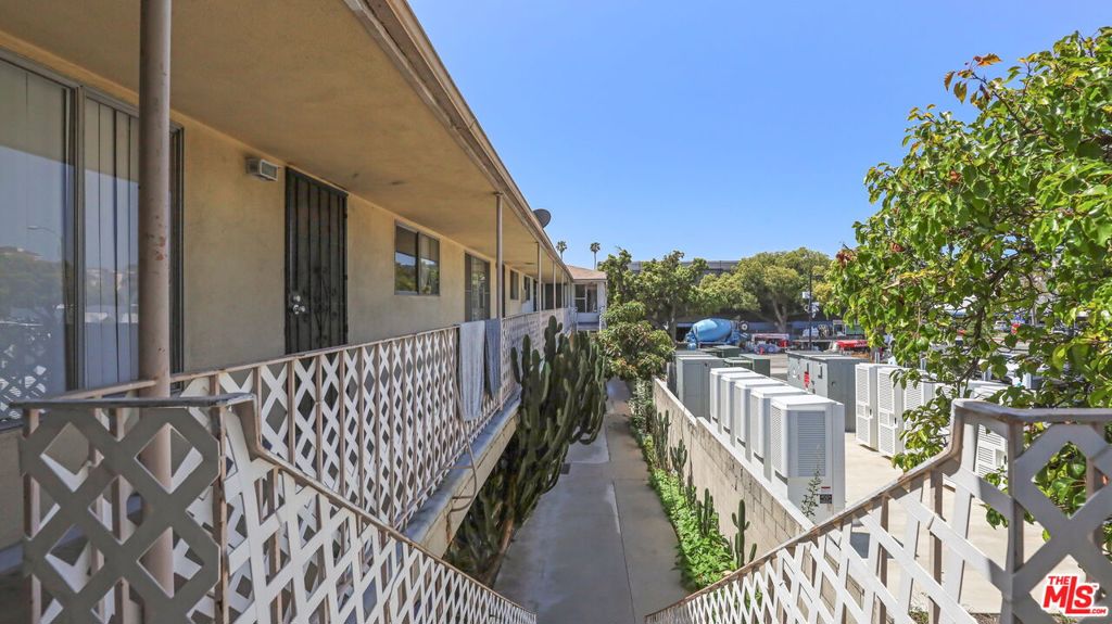 1413 18th Street D Property Photo 28