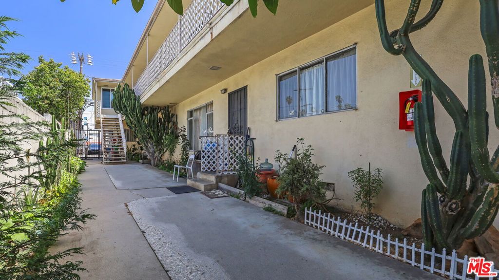1413 18th Street D Property Photo 29