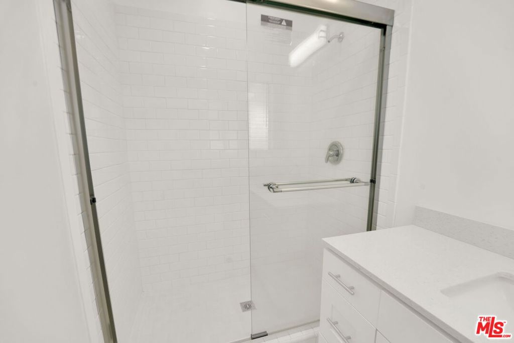 950 Euclid Street A Property Photo 11