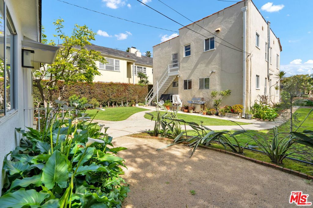 950 Euclid Street A Property Photo 23