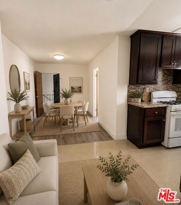 4822 Rosewood Avenue 4 Property Photo 5