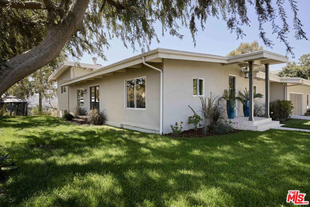 1205 Eagle Vista Drive Property Photo 37