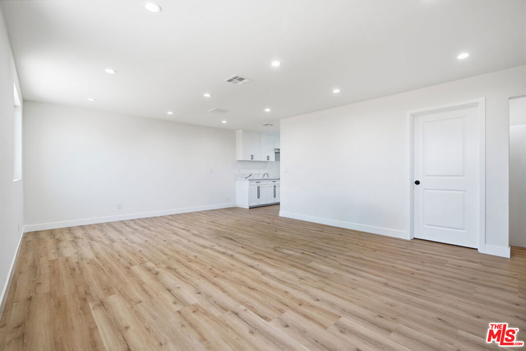 6006 2nd Avenue Property Photo 23