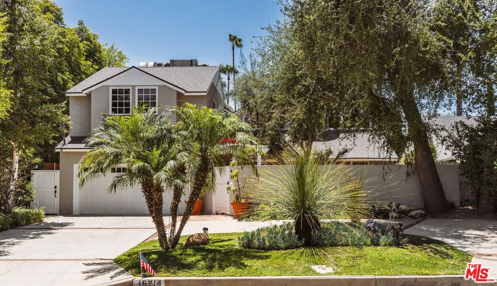 16214 Morrison Street Property Photo