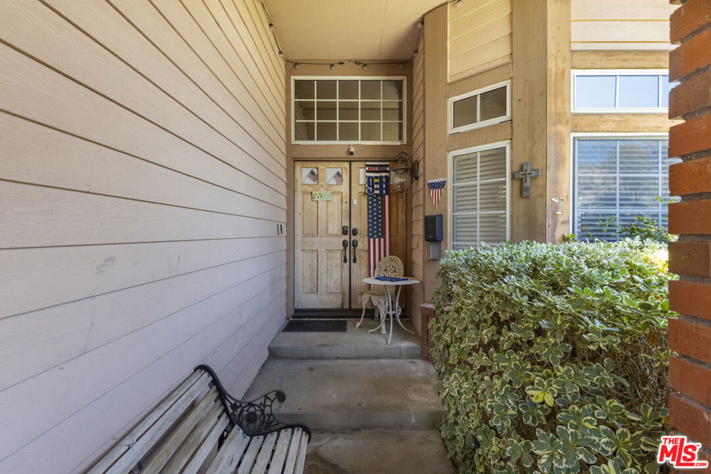 28674 Kathleen Avenue Property Photo 6