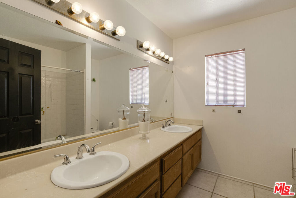 28674 Kathleen Avenue Property Photo 27